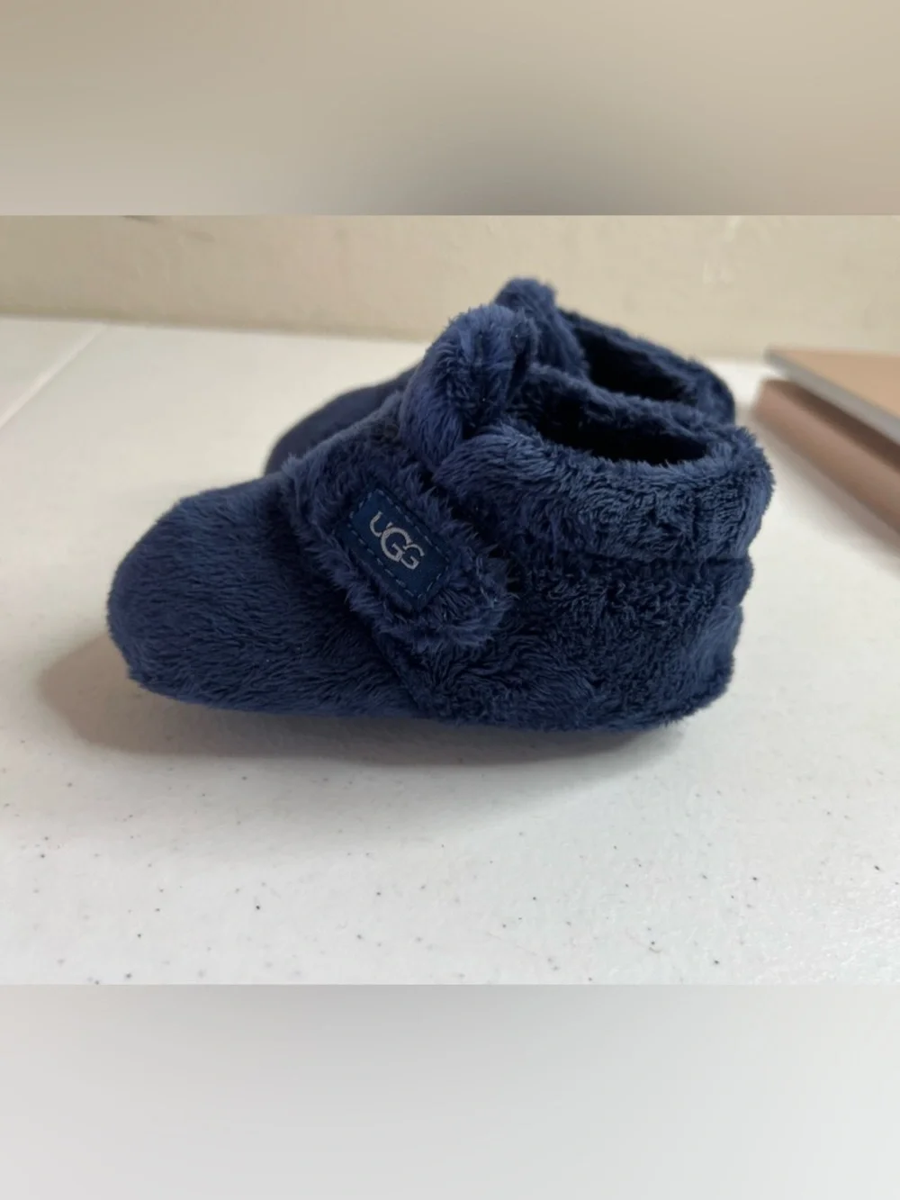UGG Kids' Bixbee booties Blue soft terry cloth Infant Baby Size 4-5 Slip On